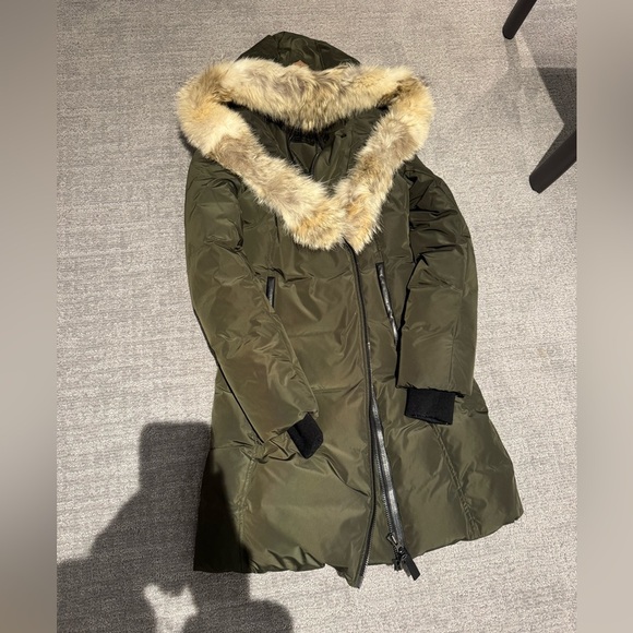 NWT MACKAGE Adali Down
Coat with natural Fur Trim in
Color: Green-Size: XS - Picture 5 of 7